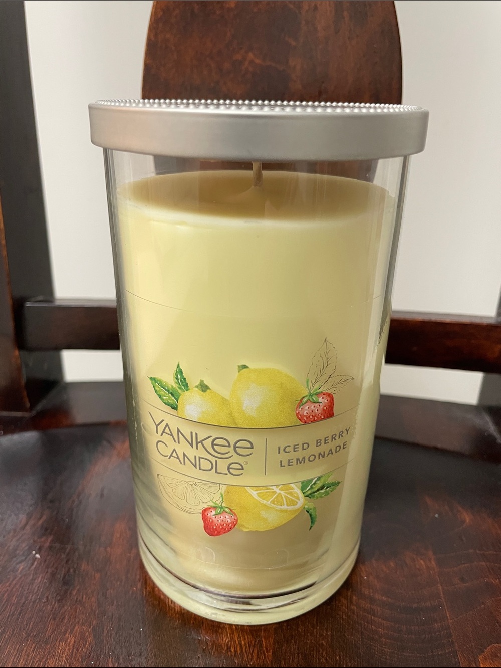 Yankee Candle Yellow Iced Berry Lemonade Jar Candle